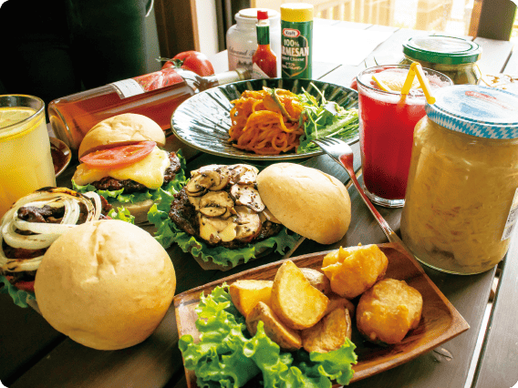 多彩なメニューの写真